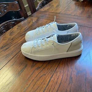 Hey Dude Cody White Shoes Sneaker Mens Size 10 Slip On Casual Lightweight Mesh